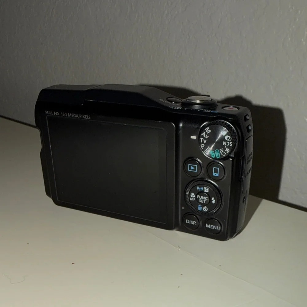 Canon SX700 HS Compact Black Camera